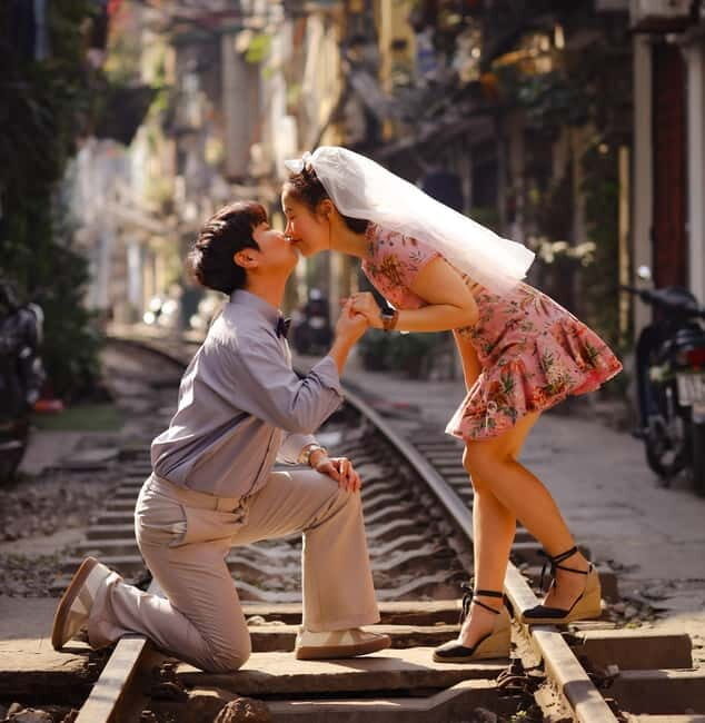 Hanoi Private Photoshoot  Iconic Spots & Hidden Gems - An In-Depth Look at the Hanoi Photoshoot Experience