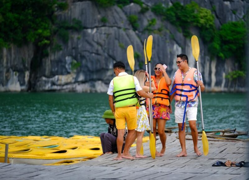 Hanoi: Roundtrip Halong Bay Islands, Caves, Kayaking & Lunch - Experience the Best of Halong Bay in One Day: Islands, Caves, Kayaking & Seafood