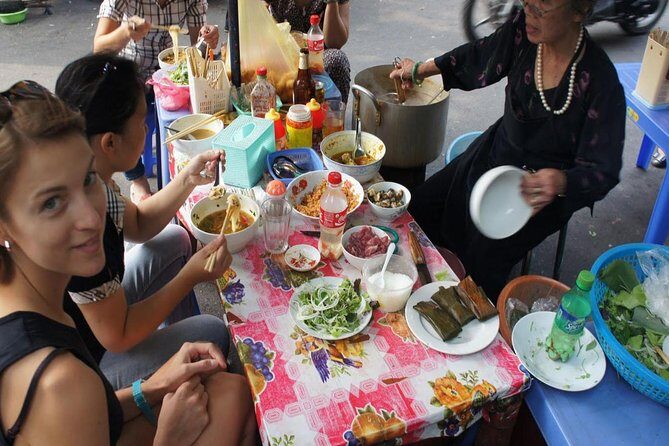Hanoi Street Food Experience by Walking - A Deeper Look into the Hanoi Street Food Experience