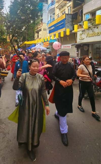 Hanoi: Tet Cake Making and Parade - An In-Depth Look at the Hanoi Tet Experience