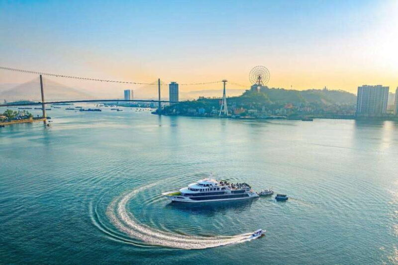 Hanoi to Halong Bay: TOP Luxury Cruise with Buffet Lunch - A Detailed Look at Your Day on the Water