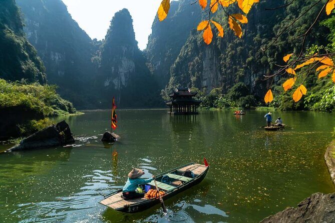 Hanoi to Ninh Binh Day Trip: Mua Cave, Trang An Boat Ride - Lunch - Experience the Best of Ninh Binh in a Day from Hanoi