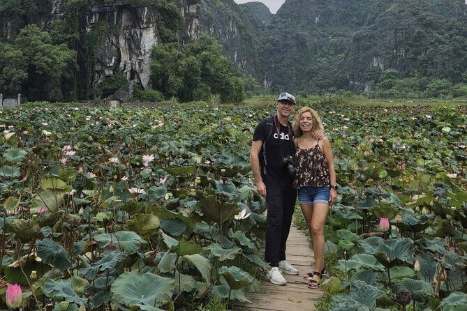 Hanoi to Ninh Binh Day Trip: Mua Cave, Trang An Boat Ride - Lunch - Who Is This Tour Best For?