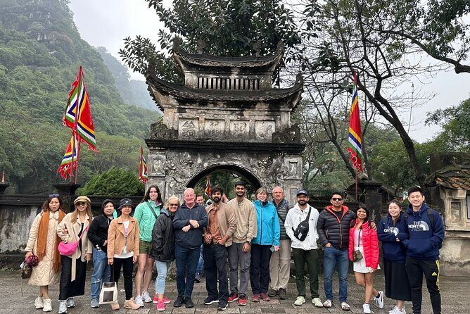 Hanoi to Ninh Binh Day Trip: Mua Cave, Trang An Boat Ride - Lunch - FAQ