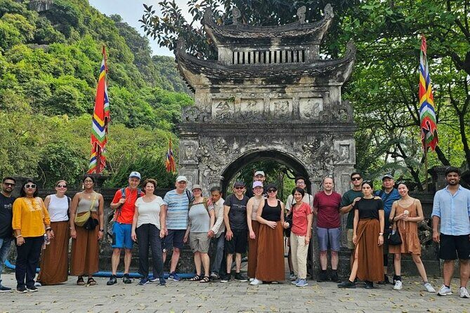 Hanoi to Ninh Binh: Hoa Lu, Trang An Boat & Mua Cave Day Tour - Summary: Why Choose This Tour?