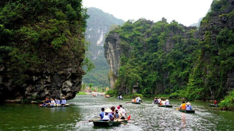 Hanoi to Ninh Binh private tour: Hoa Lu, Trang An, Mua Caves - Authenticity and Value