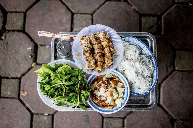 Hanoi Vegan Street Food Tour and Train Street - Key Points