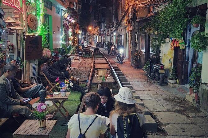 Hanoi: Vietnam History & Culture, insights with a local - A Deep Dive into Hanoi’s History & Culture with Thao