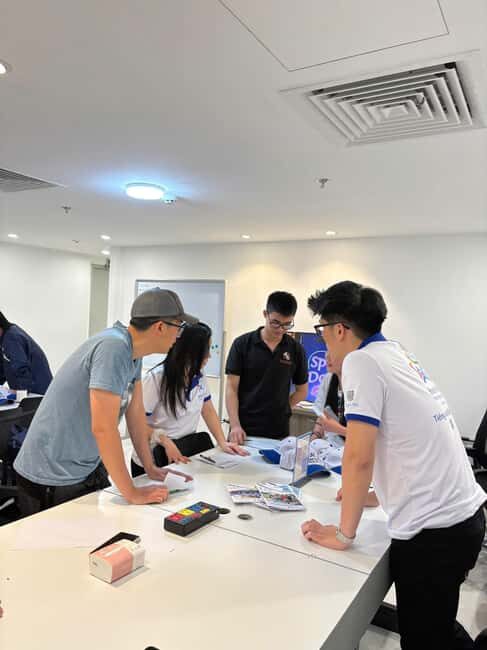 Hanoi: Vietnamese Students Culture Exchange Tour - Key Points