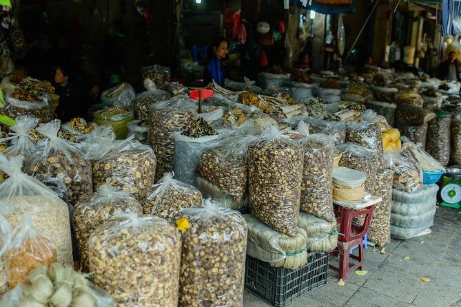 Hanoi Walking Foodie Tour by night - FAQs