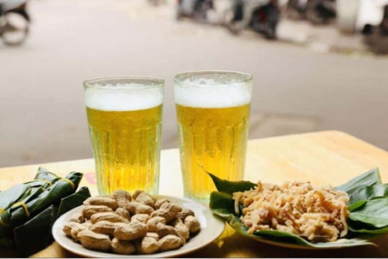 Hanoi: Walking Street Food & Train Street Culture Tour - Exploring Hanoi on a Walking Food & Train Street Tour