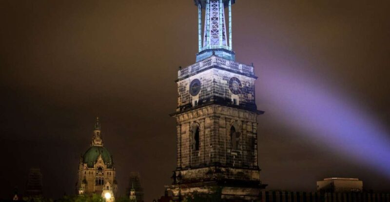 Hanover: Flashlight Guided Walking Tour at Night - Frequently Asked Questions