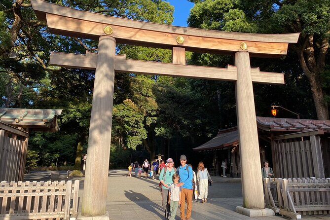 Harajuku Private Kids Free Fun Food Tour with a Friendly Guide - The Value of a Guided Family Tour in Harajuku
