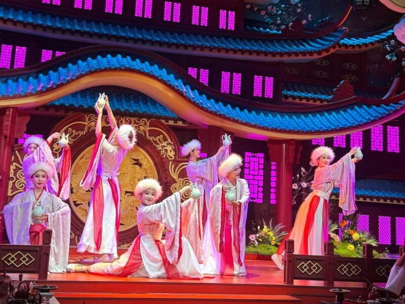 Harbin: Dinner Show with Costumes and Performances - A Closer Look at the Harbin Dinner Show Experience