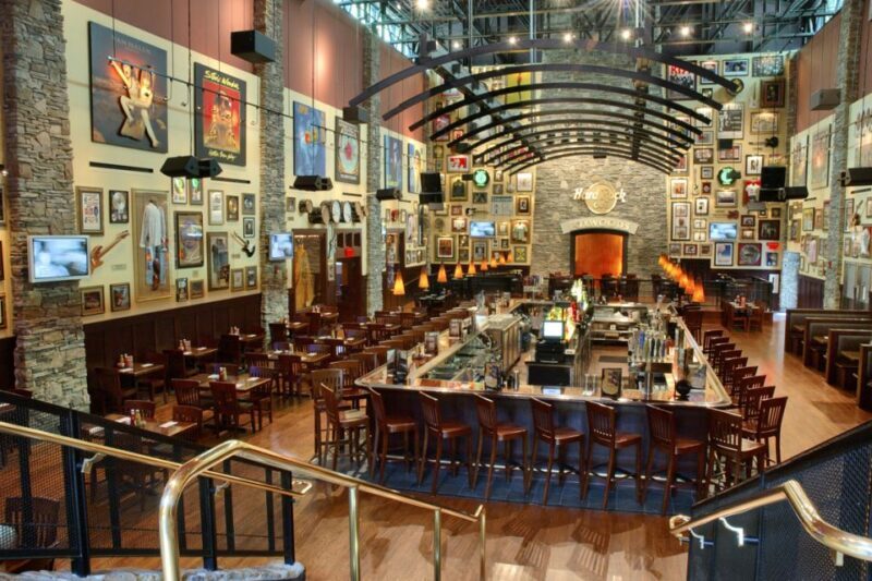 Hard Rock Cafe Foxwoods Resort, Connecticut - An Honest Look at the Hard Rock Cafe Foxwoods Experience