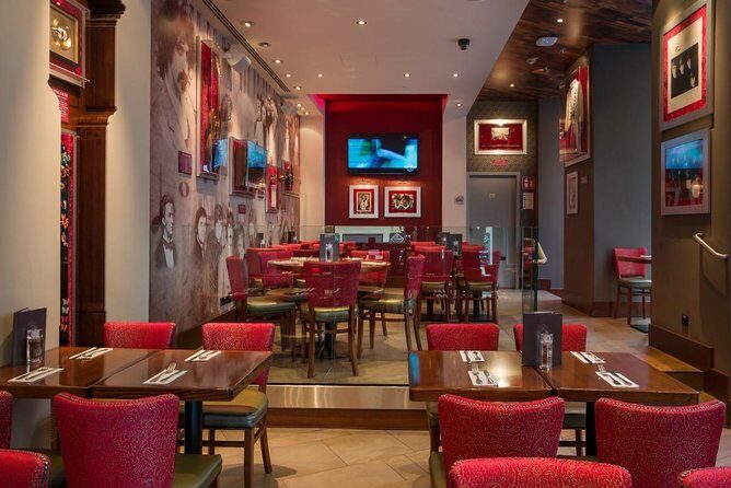 Hard Rock Cafe Vienna with Set Menu for Lunch or Dinner - Who This Experience Is Perfect For