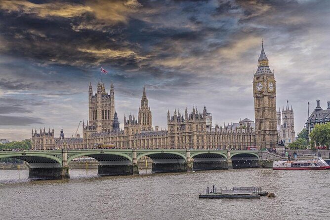 Harry Potter Black Taxi Private Tour of London with Hotel Pickup - Key Points