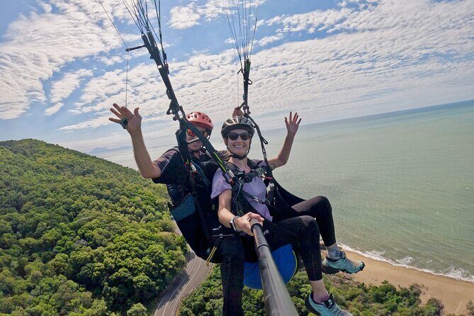 Hartleys Crocs and Tandem Paragliding - Full Day Adventure - Who Should Consider This Tour?