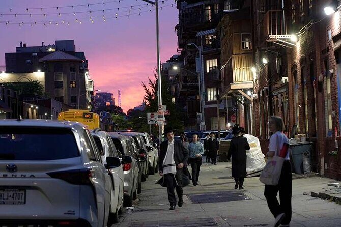Hassidic Williamsburg: A Self-Guided Audio Tour in Brooklyn - Who Will Love This Tour?