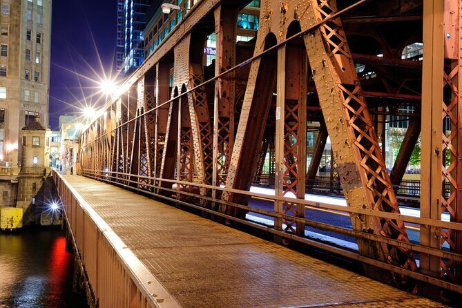 Haunted Chicago Exploration Game and Tour - Key Points