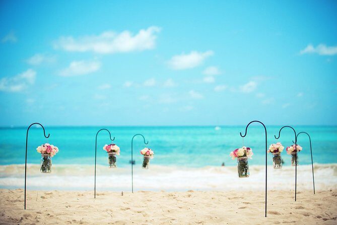 Hawaii Wedding - Aloha Beach Wedding and Photo Session - A Closer Look at the Hawaii Beach Wedding Experience