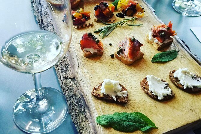 Healdsburg Small-Group Food and Wine Walking Tour - A Deep Dive into the Experience