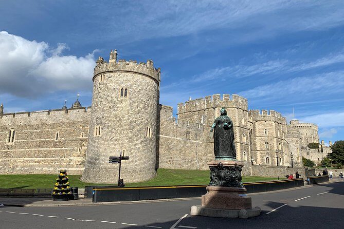 Heathrow Airport Arrival To London Via Windsor Castle - Key Points