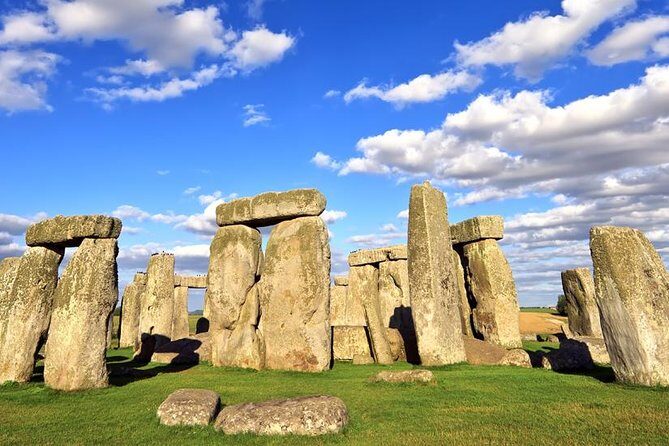 Heathrow Airport Arrival To Southampton Via Stonehenge - FAQ