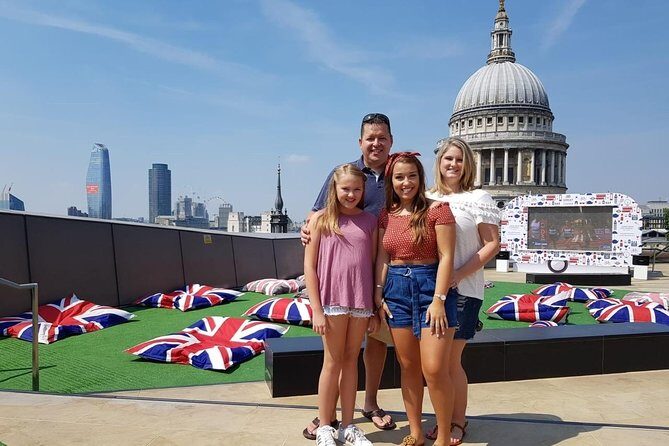 Heathrow Layover Experience: Private Full-Day Black Cab Tour - An In-Depth Look at the Heathrow Layover Tour