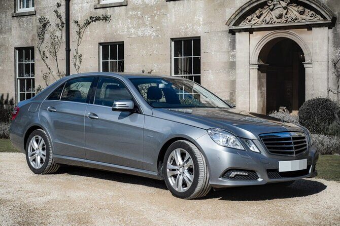 Heathrow to Southampton via Attraction of your choice (Stonehenge, Windsor etc) - A Detailed Exploration of the Heathrow to Southampton Private Transfer with Sightseeing