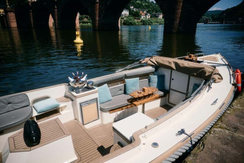 Heidelberg: Boat ride Heidelberg private boat with captain 3.5 hours for up to 12 guests - Key Points