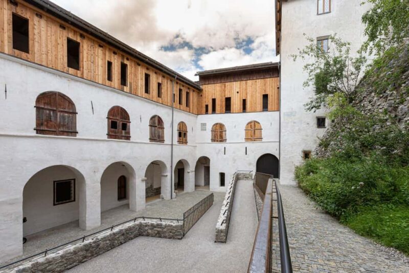 Heinfels Castle: Guided tour of the castle - A Detailed Look at the Heinfels Castle Guided Tour