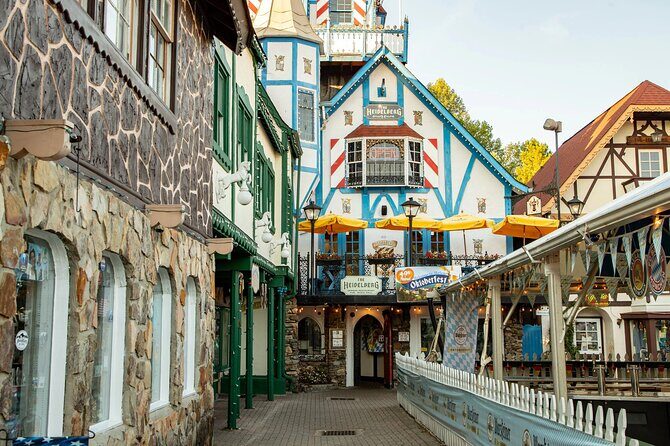 Helen Hike Wine and Dine Private Tour from Atlanta - Key Points