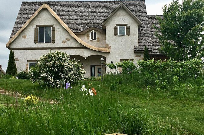 Helen Hike Wine and Dine Private Tour from Atlanta - Practical Details and Transportation