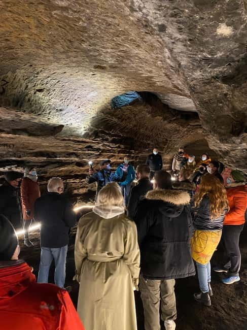 Hella: Guided Tour of Ancient Man-Made Caves - FAQ