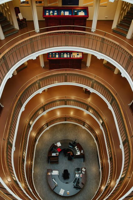 Helsinki: Architectural Highlights Guided Walking Tour - Memorials and Bookstores