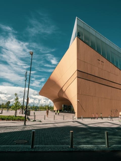 Helsinki: Architectural Highlights Guided Walking Tour - Who Should Take This Tour?