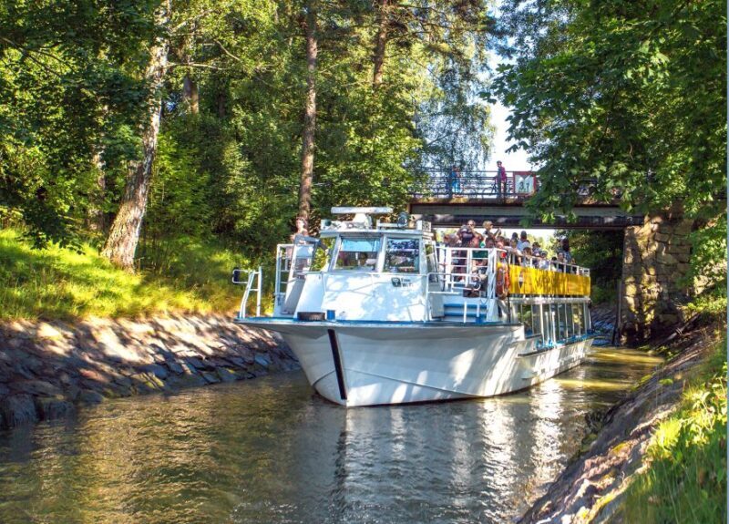 Helsinki by Bus and Boat 24-Hour Combo Ticket - The Land Tour: Highlights and Practicalities