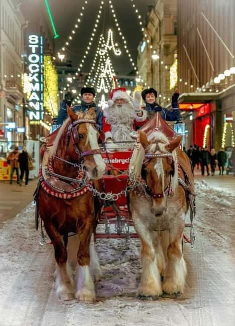 Helsinki: Christmas Walking Tour with Market Visit - Visiting Uspenski Cathedral