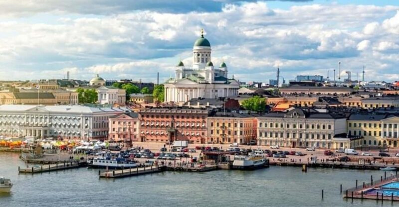 Helsinki : Highlights Walking Tour - The Experience from the Traveler’s Perspective