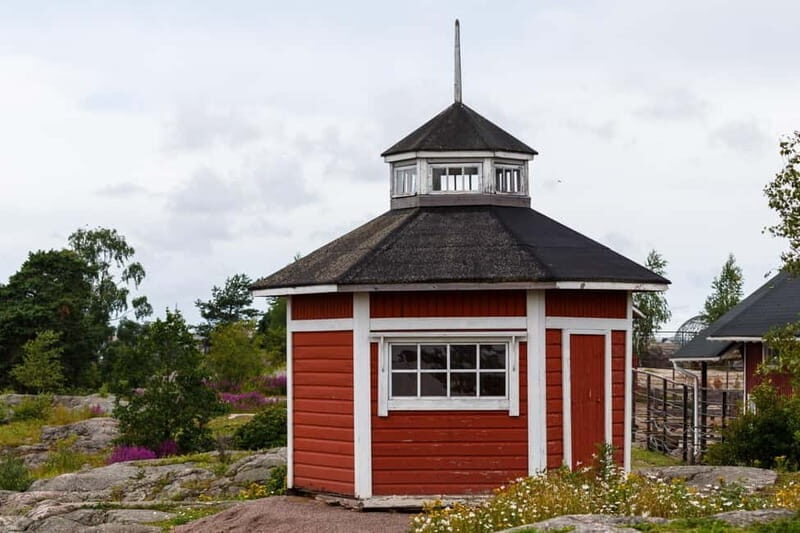 Helsinki Old Town Tour with Archipelago Boat Cruise Tickets - FAQ