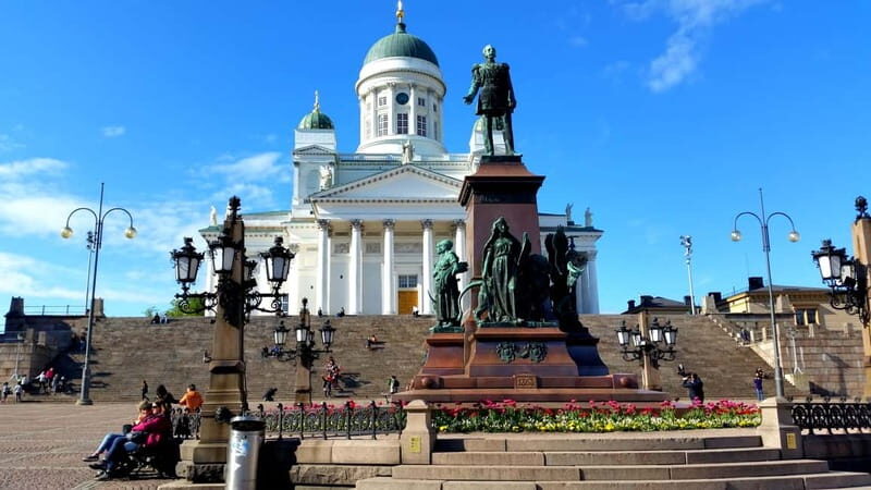 Helsinki: Private All Star Walking Tour - Discovering Finnish Culture & Lifestyle