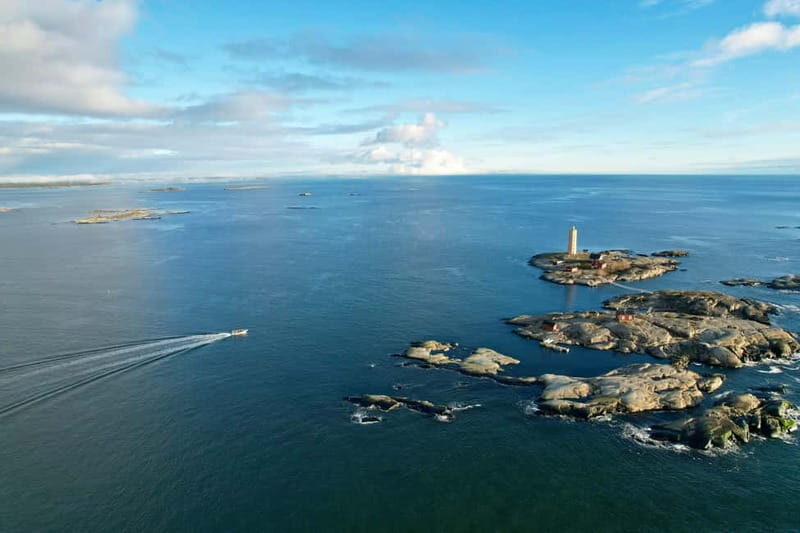 Helsinki: Private RIB Boat Cruise with Snacks and Drinks - Who Should Consider This Tour?