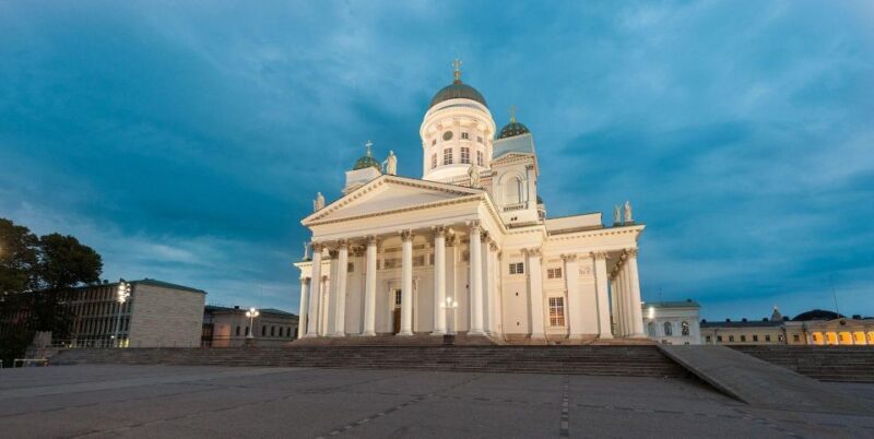 Helsinki: Private Walking Tour - Helsinki: Private Walking Tour