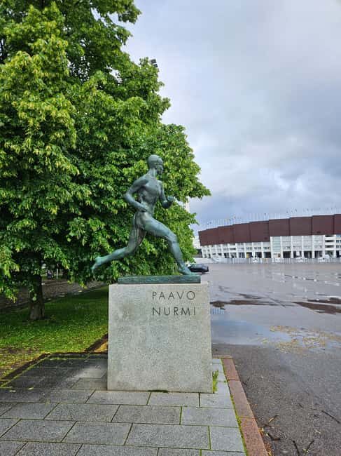Helsinki & Suomenlinna: City Highlights Tour with Ferry Ride - Frequently Asked Questions
