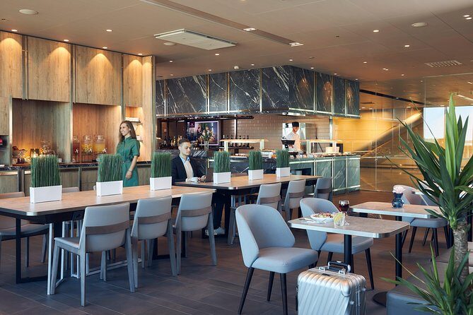 Helsinki-Vantaa Airport Plaza Premium Lounge Terminal 2 - A Practical Guide to Helsinki-Vantaa’s Plaza Premium Lounge Terminal 2