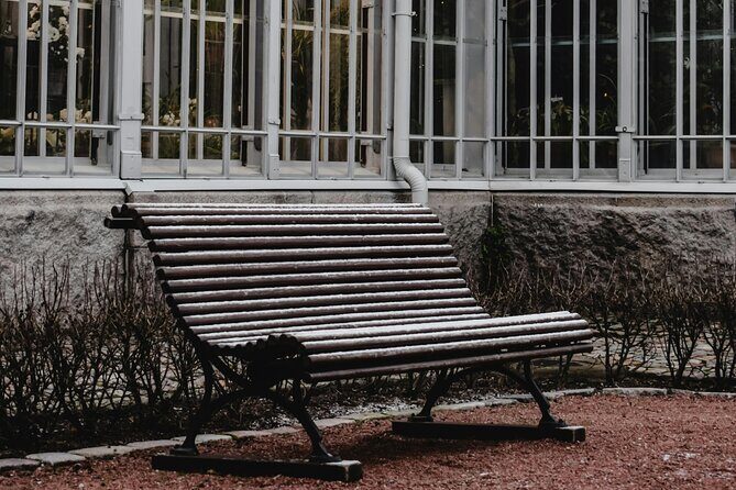 Helsinki Walking Tour at Helsinki Architecture - Esplanadi Park and Rautatalo: City Life and Architectural Milestones