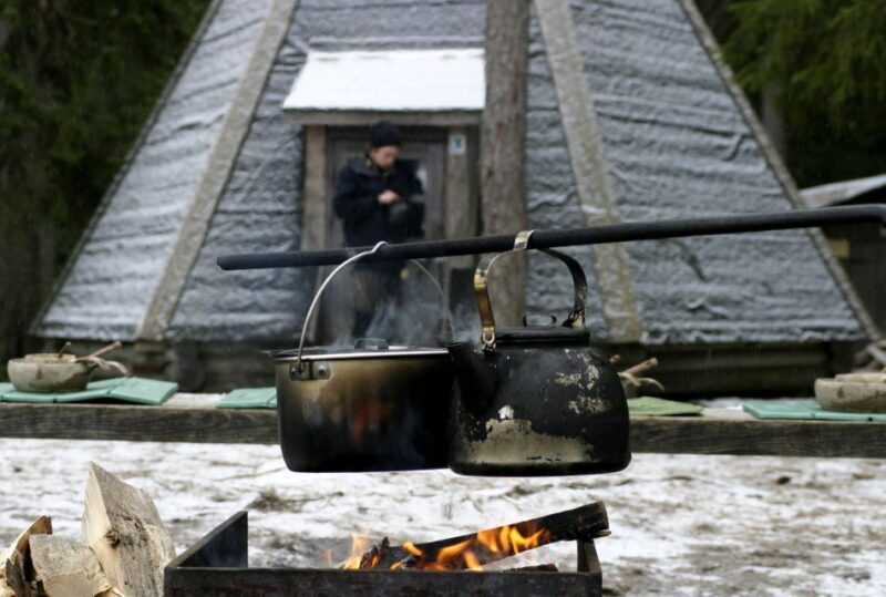 Helsinki: Winter Wonderland Liesjärvi National Park Hike - Key Points