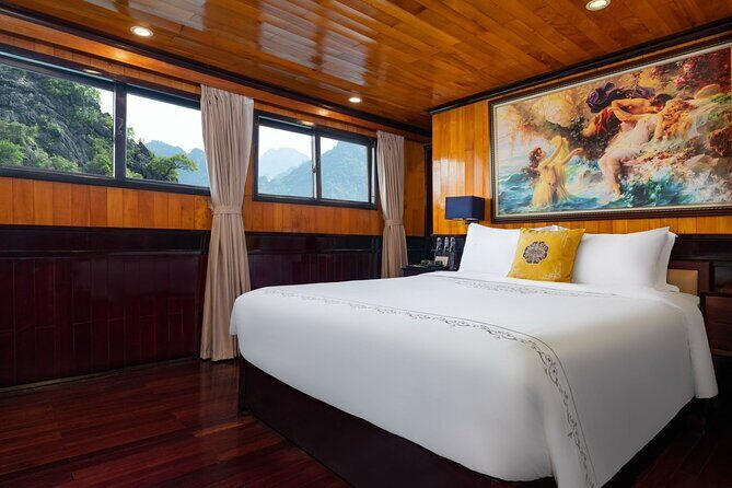 HERA CLASSIC Boutique Cruise Halong Bay 2 Days 1 Night Trip - Day 2: Sunrise, Caves, and Return