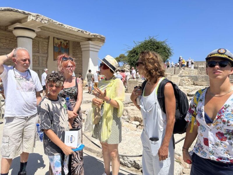 Heraklion: Knossos Private Guided Tour & Skip-the-Line Entry - Who Will Enjoy This Tour?